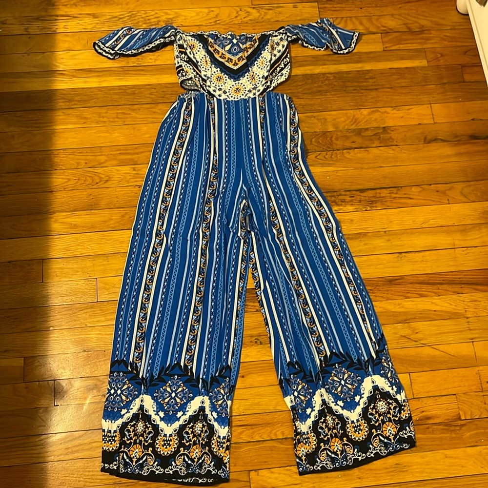 Women jumpsuit size medium